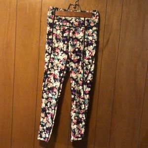 Z by zobha floral leggings size small